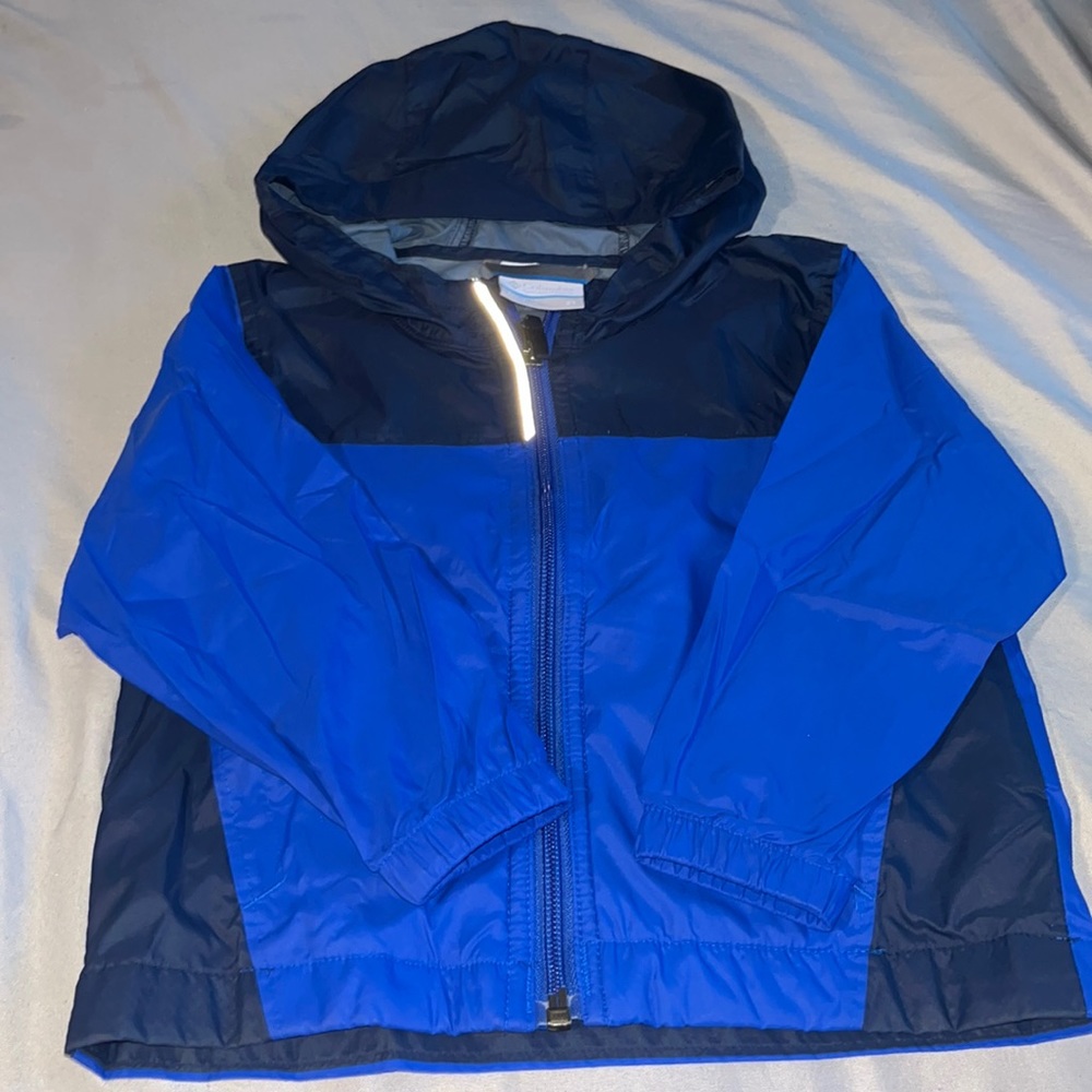 Columbia - 1piece rain coat , size 3t ,good condition